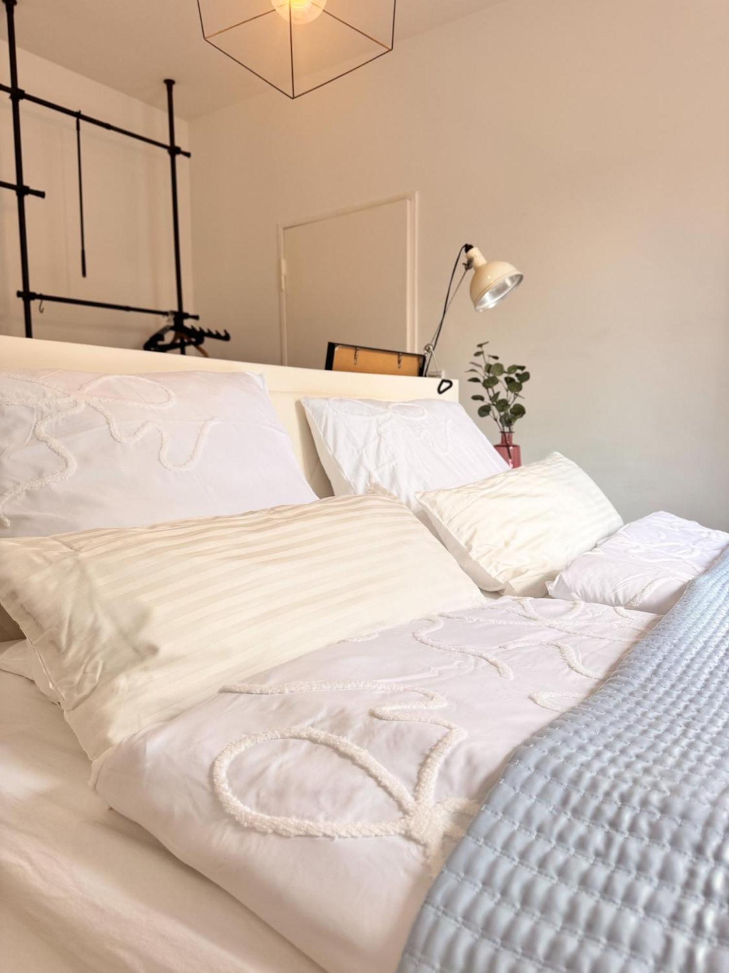 01 Bedroom In Mitte-Up To 5 People-Private Free Parking Berlin Extérieur photo